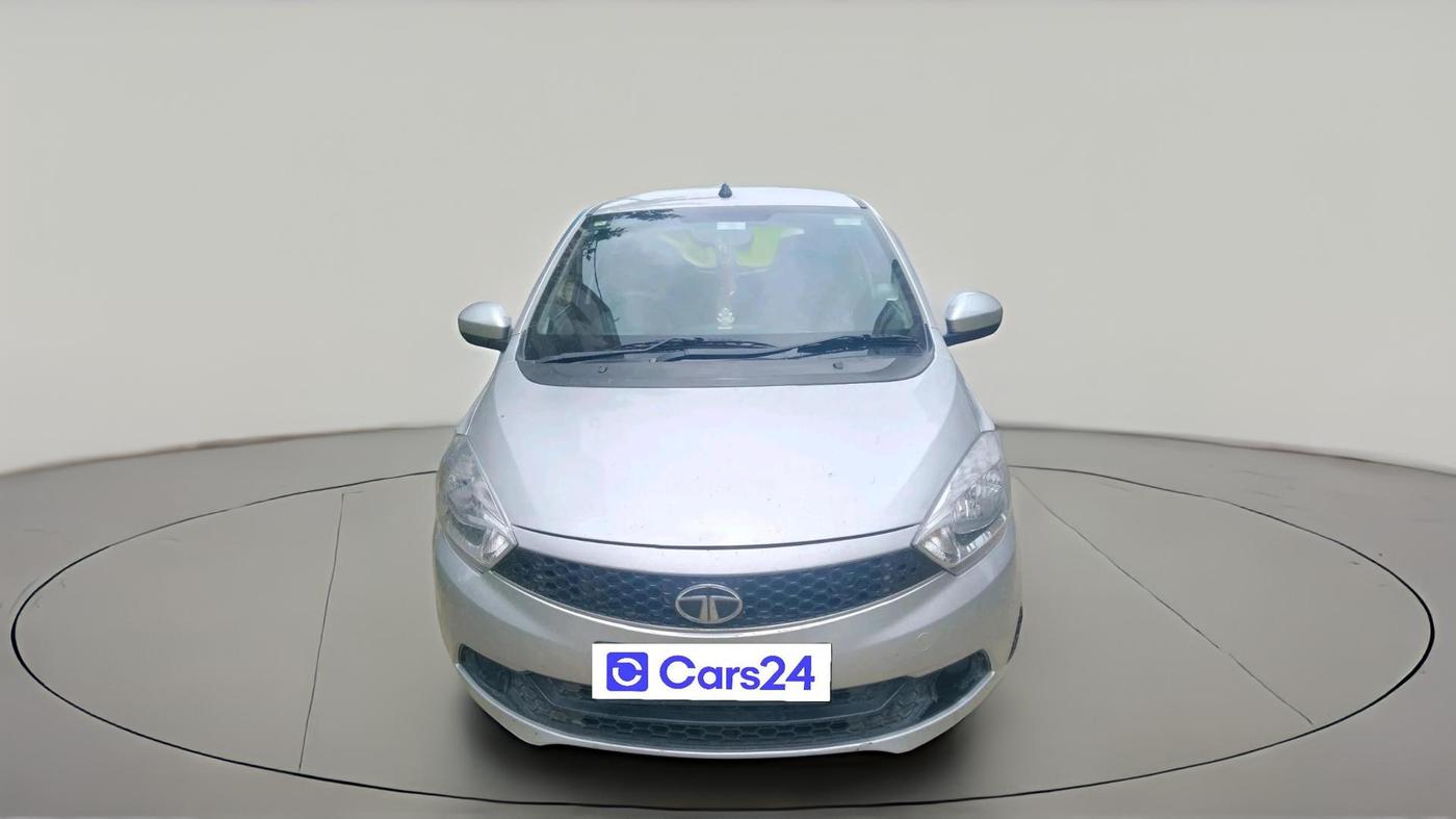 2017 Tata Tiago XT PETROL, Petrol, Manual, 1,07,148 km, exterior
