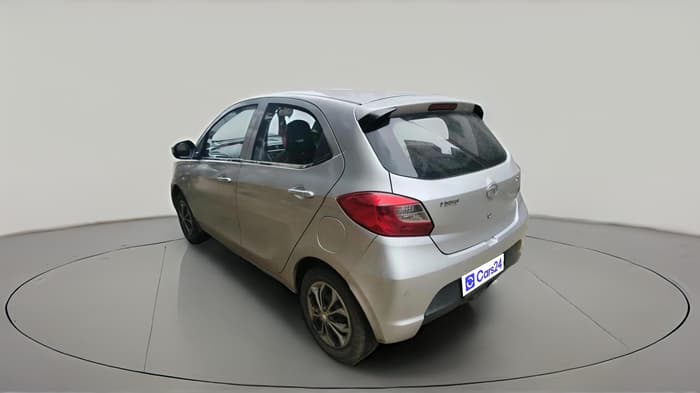 2017 Tata Tiago XT PETROL, Petrol, Manual, 1,07,148 km, exterior