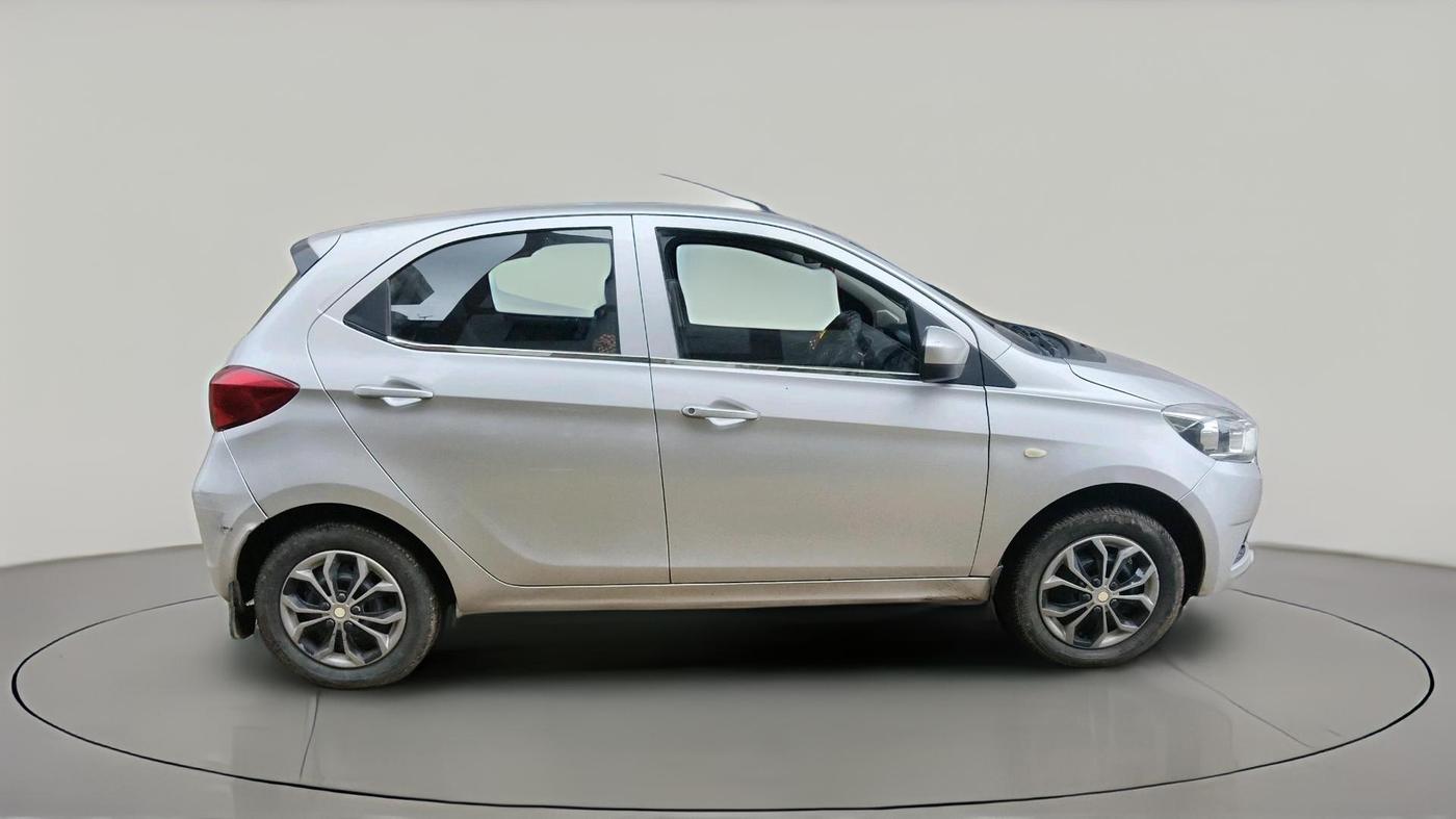 2017 Tata Tiago XT PETROL, Petrol, Manual, 1,07,148 km, exterior
