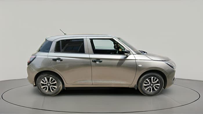 2025 Maruti Swift LXi, Petrol, Manual, 9,830 km, exterior