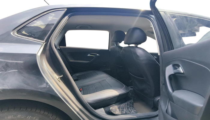 2018 Volkswagen Ameo TRENDLINE 1.0L, Petrol, Manual, 66,652 km, interior
