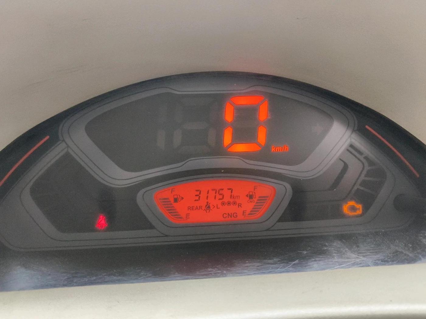 2024 Maruti Eeco 5 Str Ac CNG (O) , CNG, Manual, 31,757 km, interior