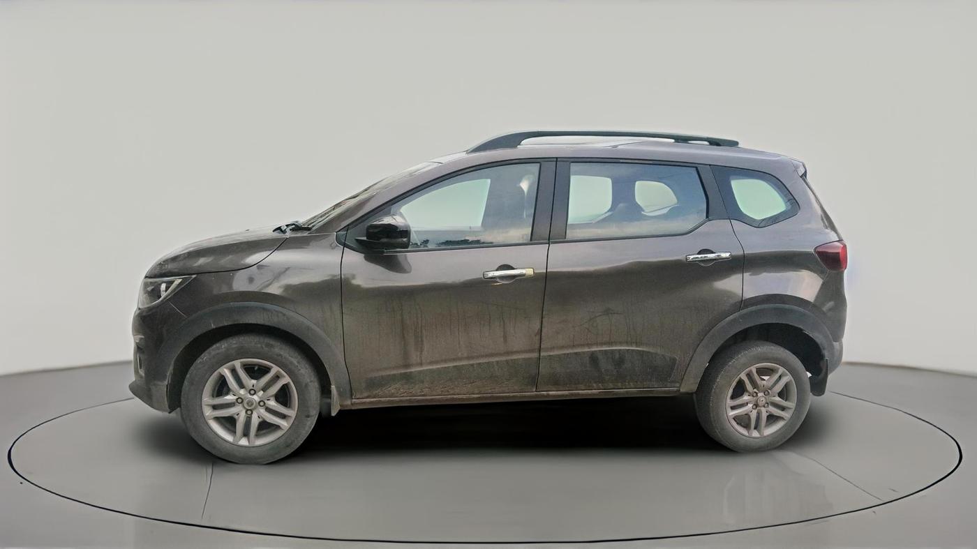2023 Renault TRIBER RXZ, Petrol, Manual, 43,089 km, exterior