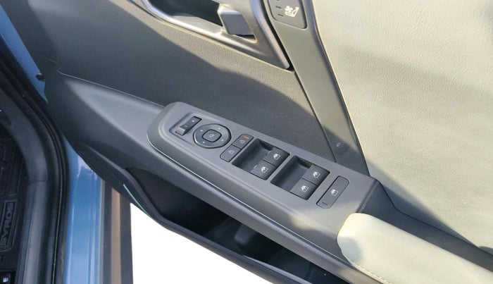 2025 KIA SYROS  HTX 1.0 Turbo 6MT, Petrol, Manual, 7,478 km, interior