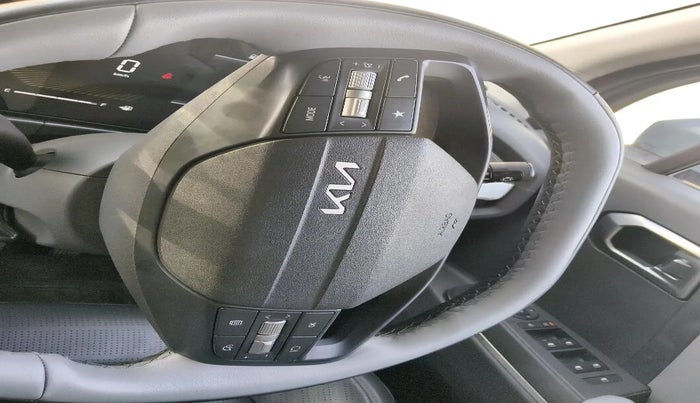 2025 KIA SYROS  HTX 1.0 Turbo 6MT, Petrol, Manual, 7,478 km, interior