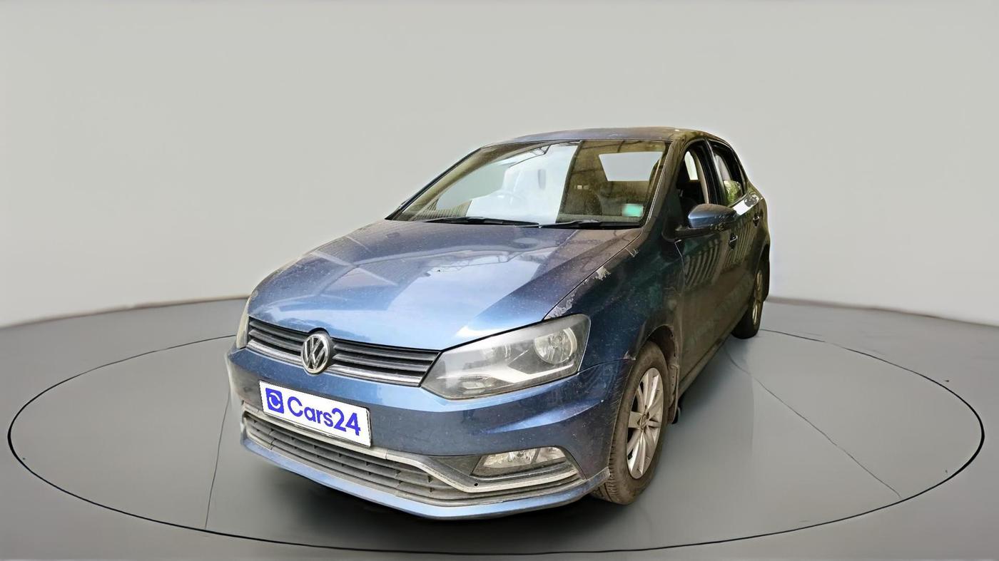 2016 Volkswagen Ameo HIGHLINE1.2L, Petrol, Manual, 1,31,071 km, exterior