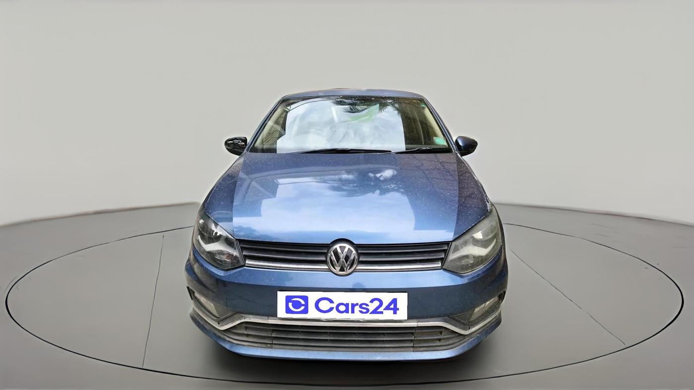 2016 Volkswagen Ameo HIGHLINE1.2L, Petrol, Manual, 1,31,071 km, exterior