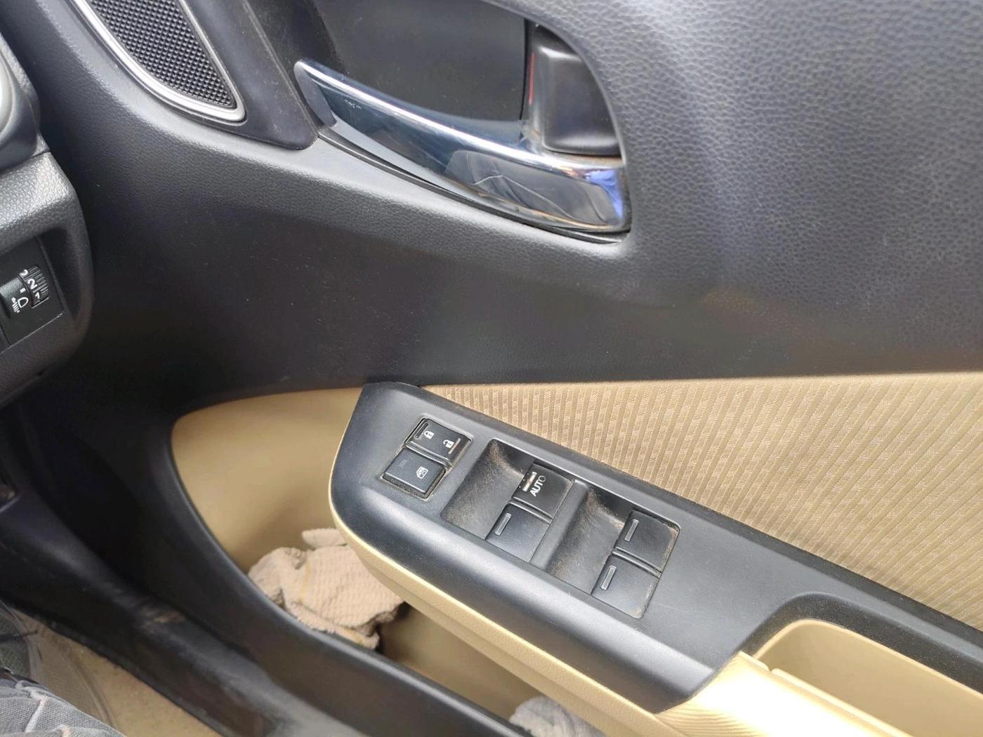 2017 Honda City 1.5L I-VTEC V MT, Petrol, Manual, 84,728 km, interior
