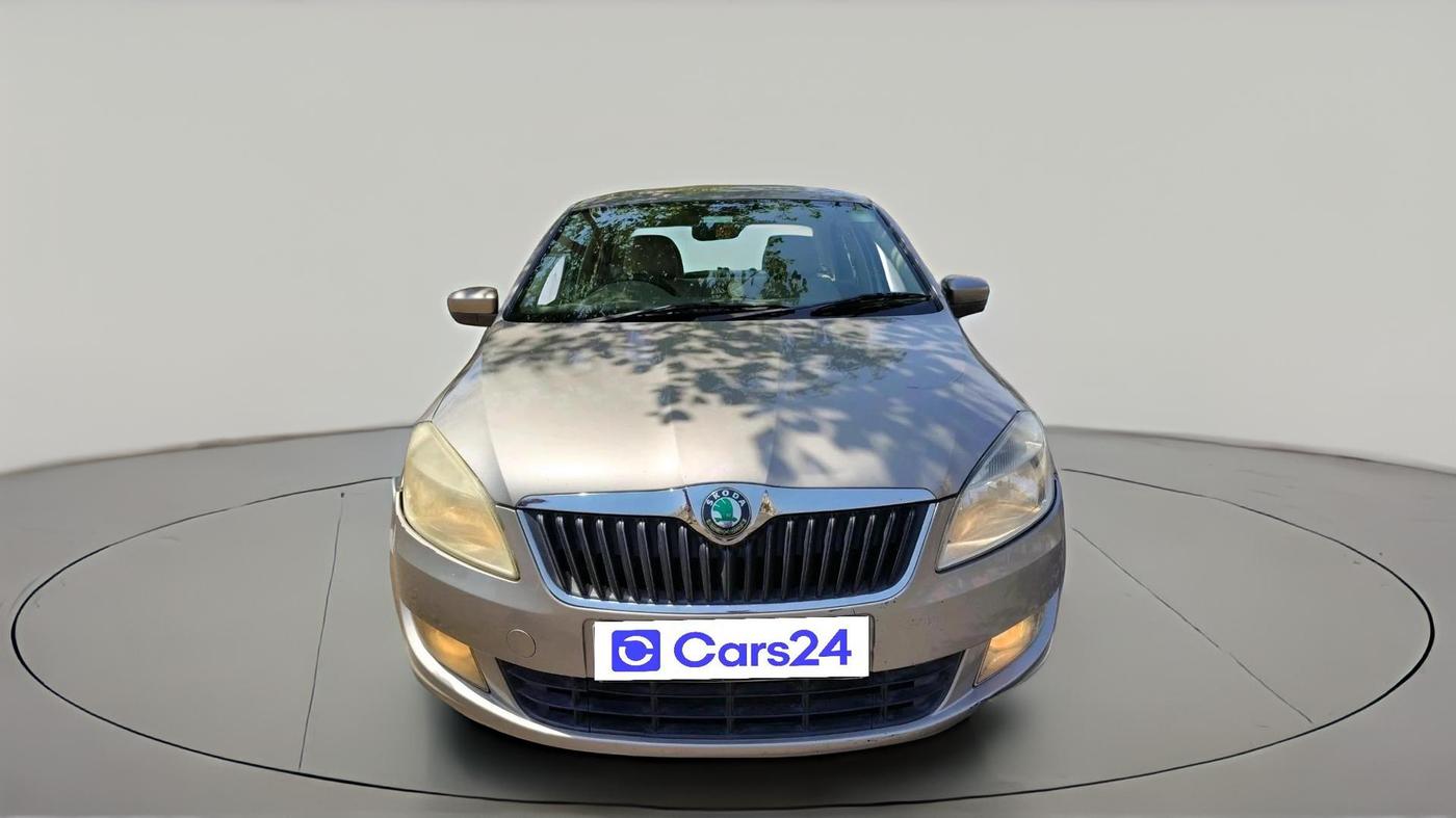 2012 Skoda Rapid ELEGANCE 1.6 TDI CR MT, Diesel, Manual, 2,38,985 km, exterior