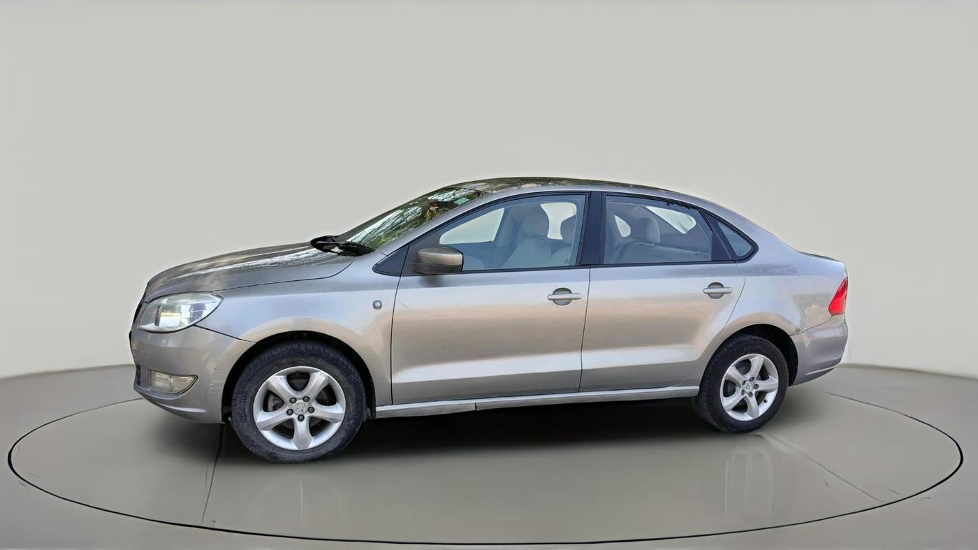 2012 Skoda Rapid ELEGANCE 1.6 TDI CR MT, Diesel, Manual, 2,38,985 km, exterior