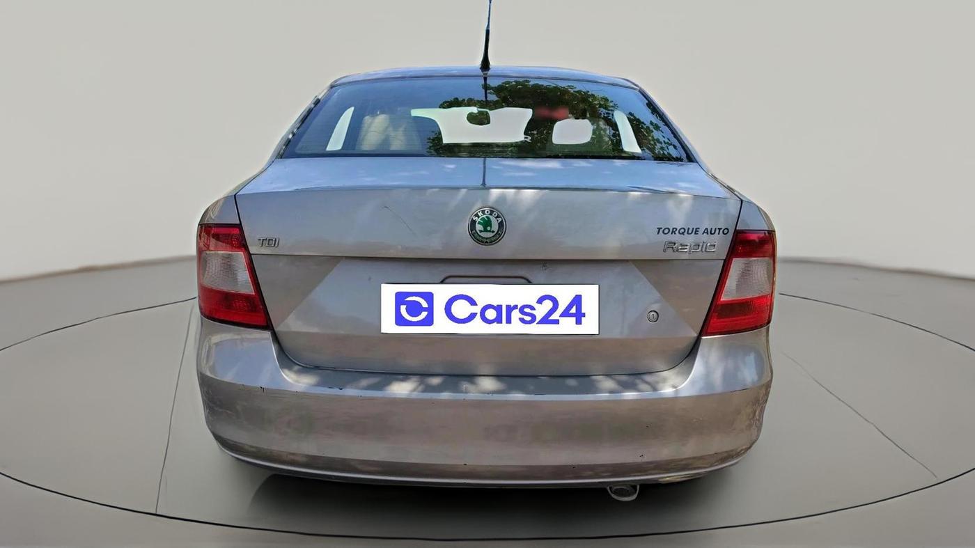 2012 Skoda Rapid ELEGANCE 1.6 TDI CR MT, Diesel, Manual, 2,38,985 km, exterior