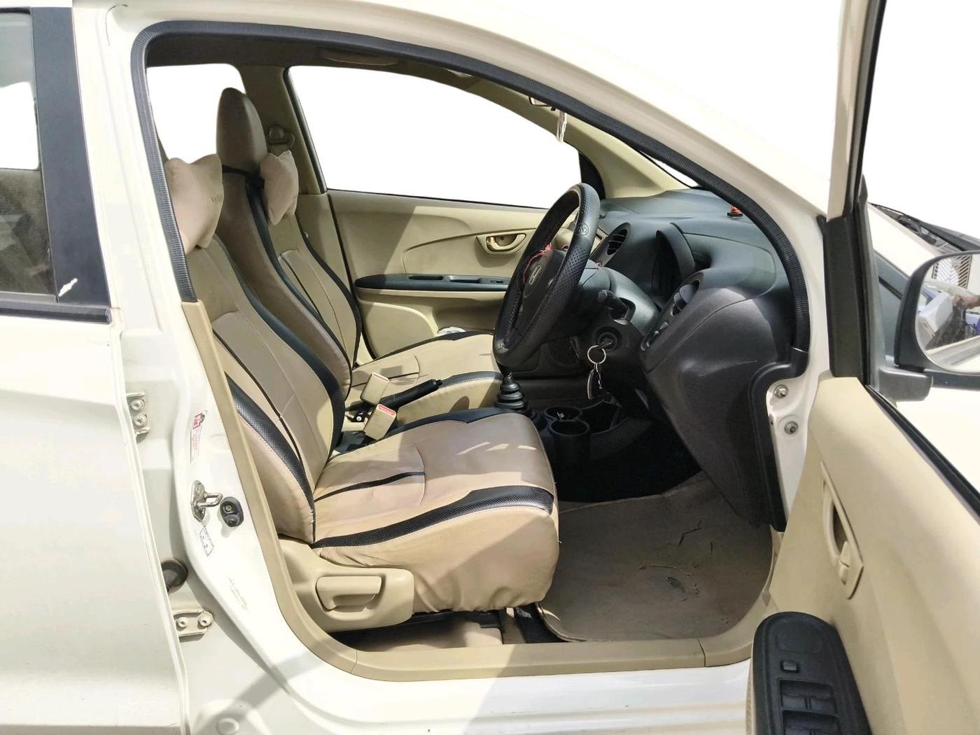 2015 Honda Amaze 1.2L I-VTEC E, CNG, Manual, 1,45,645 km, interior