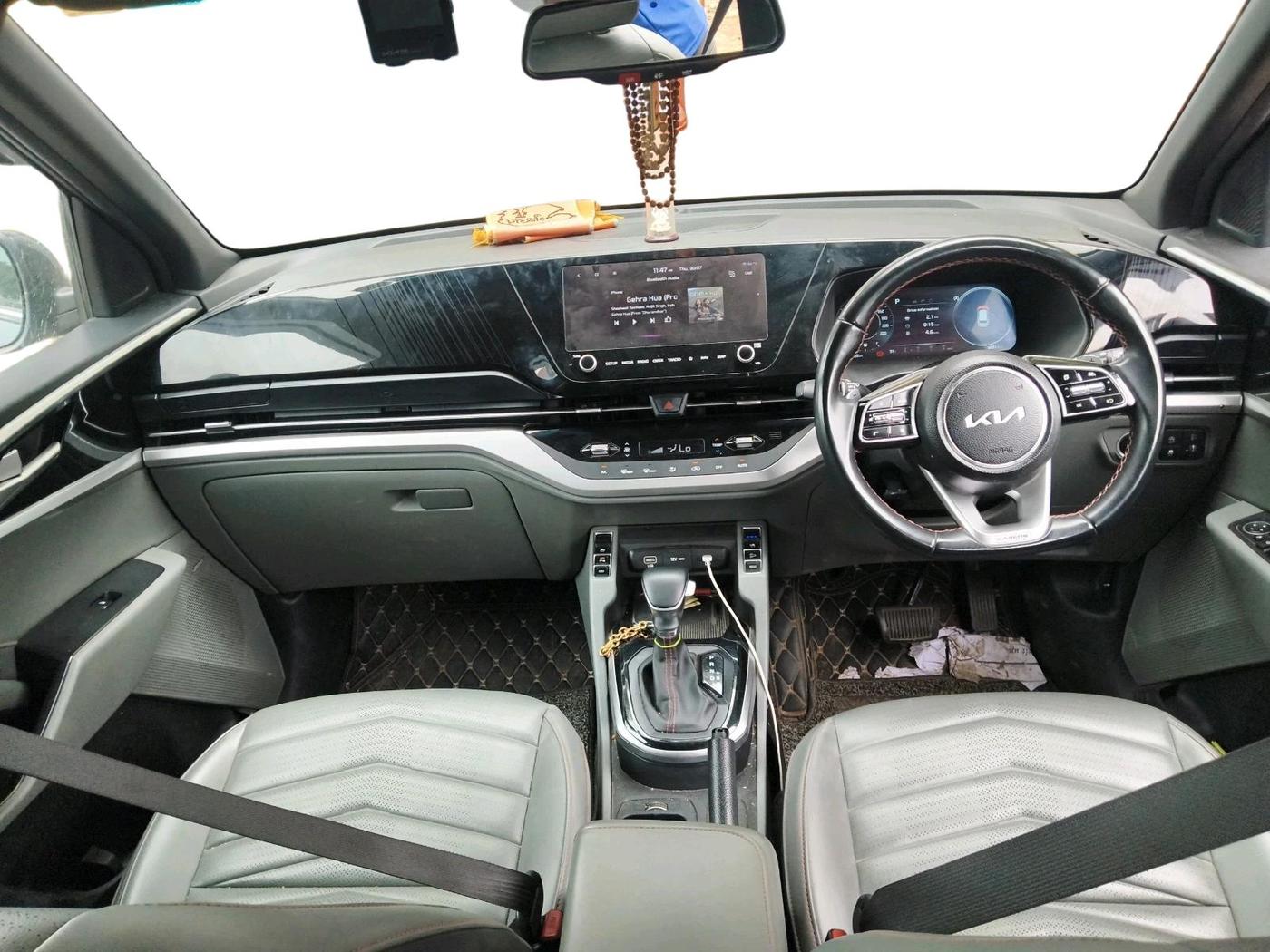 2024 KIA CARENS X Line 1.5 Turbo Petrol DCT 7 STR, Petrol, Automatic, 66,911 km, interior
