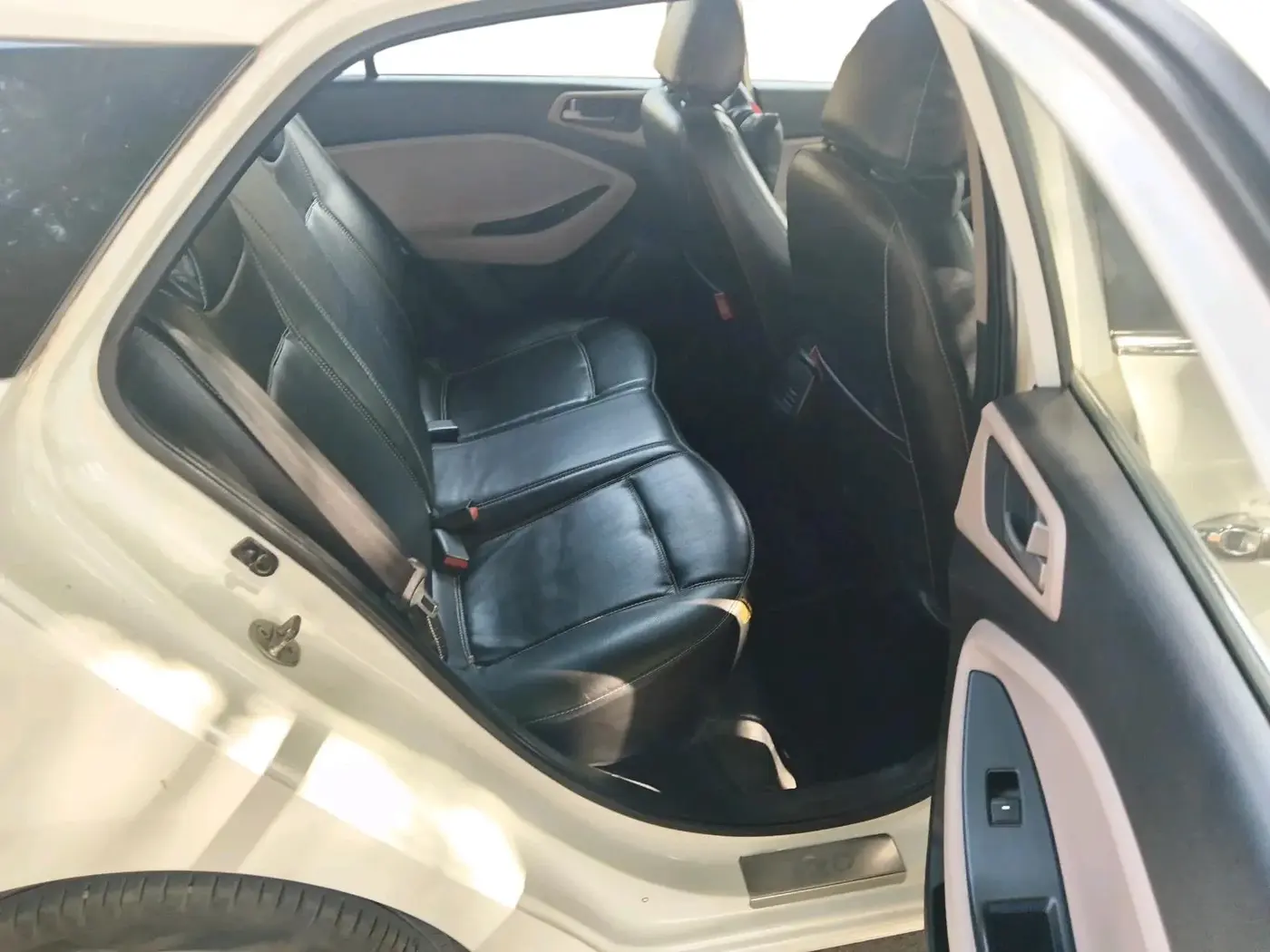 2017 Hyundai Elite i20 ASTA 1.4 CRDI, Diesel, Manual, 1,12,537 km, interior