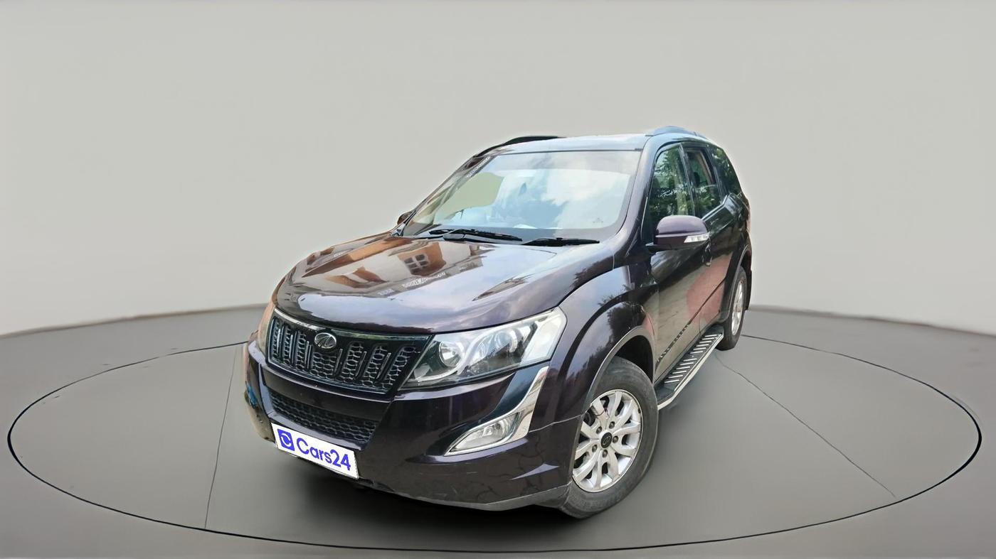 2015 Mahindra XUV500 W10, Diesel, Manual, 1,07,102 km, exterior