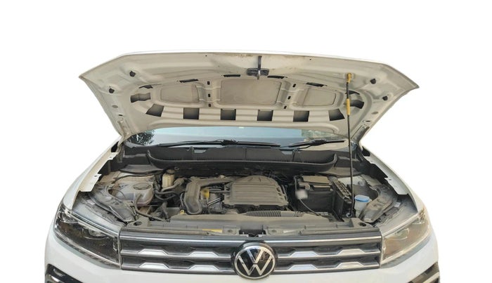 2024 Volkswagen TAIGUN TOPLINE 1.0 TSI AT, Petrol, Automatic, 31,000 km, exterior