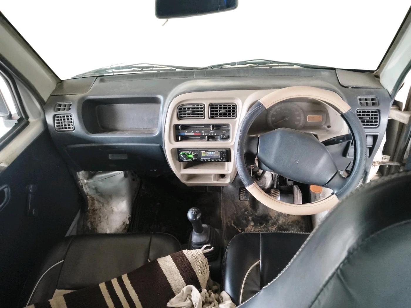 2012 Maruti Eeco 5 STR WITH A/C+HTR, CNG, Manual, 4,35,449 km, interior