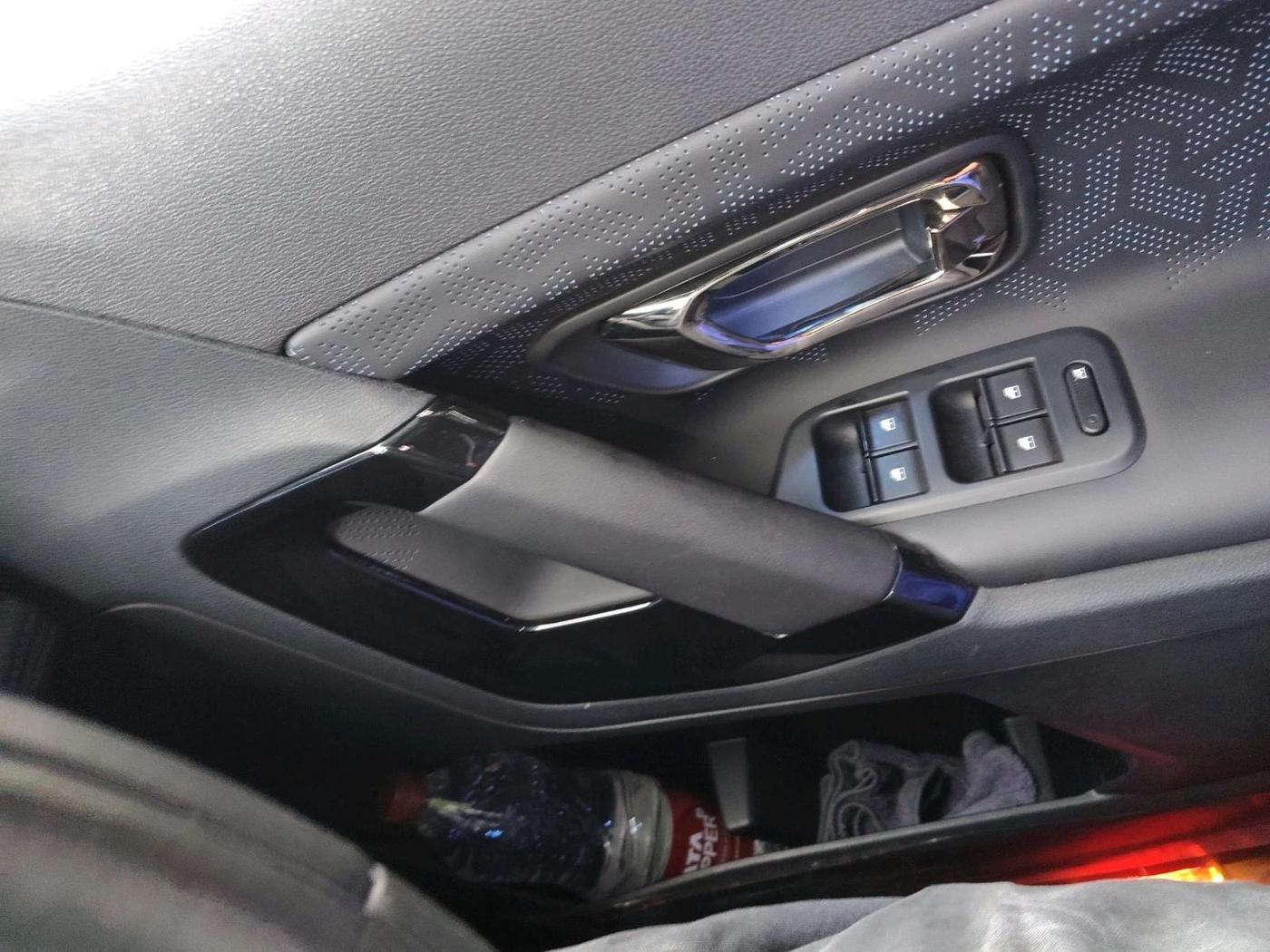 2024 Tata Safari ACCOMPLISHED PLUS 6 STR DARK EDITION AT, Diesel, Automatic, 13,415 km, interior