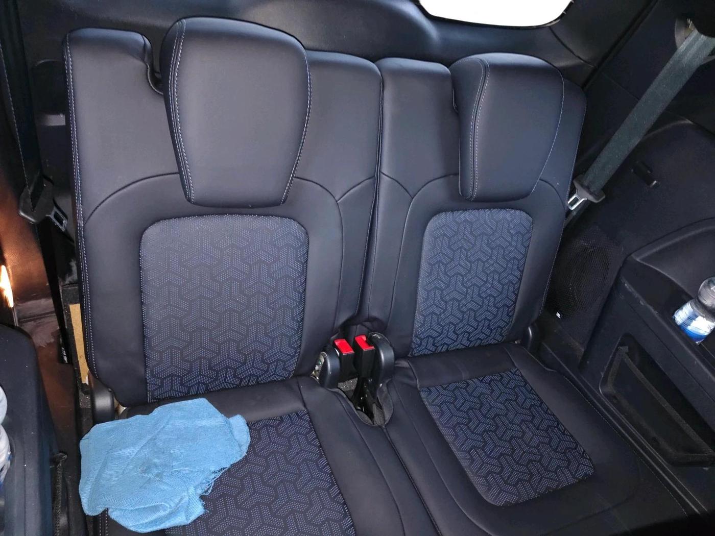 2024 Tata Safari ACCOMPLISHED PLUS 6 STR DARK EDITION AT, Diesel, Automatic, 13,415 km, interior