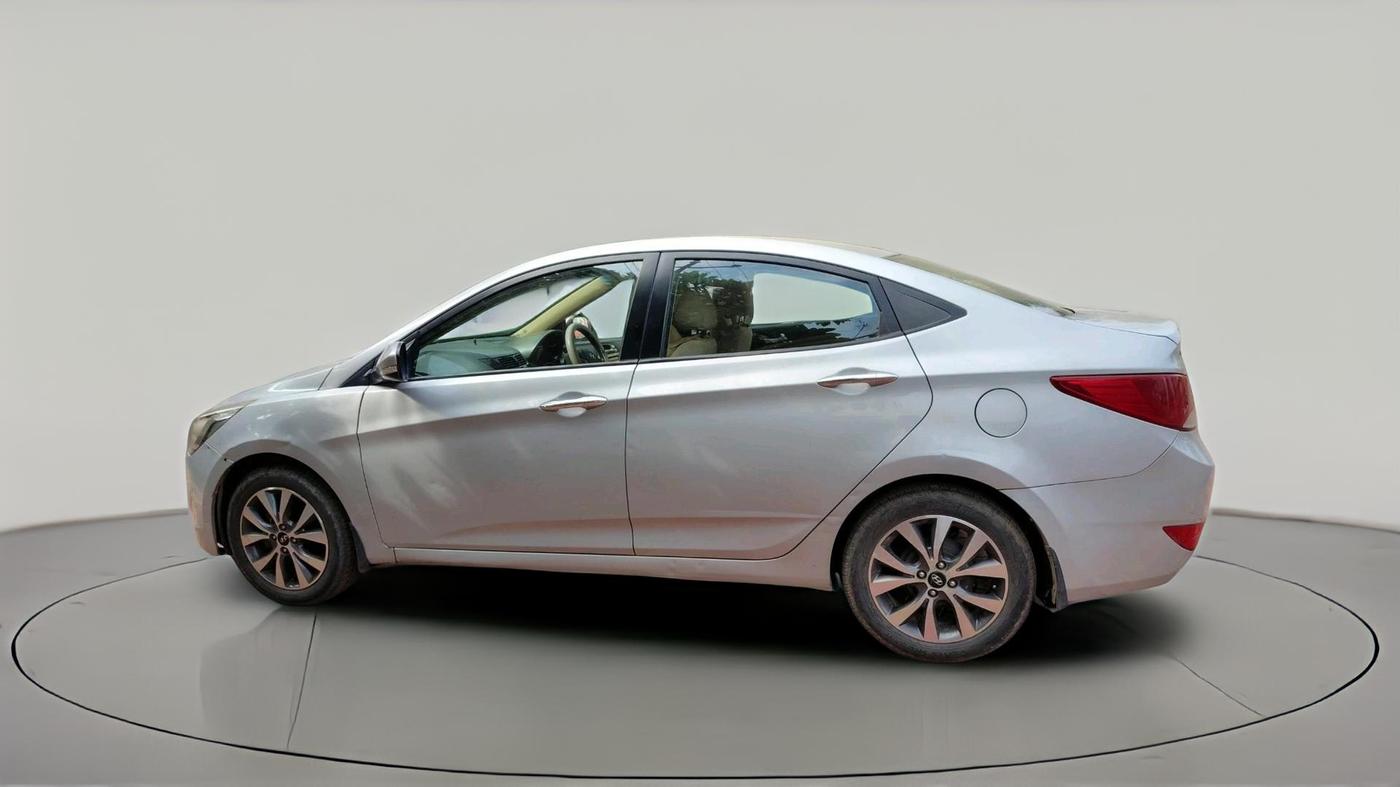 2015 Hyundai Verna 1.6 VTVT SX, Petrol, Manual, 73,789 km, exterior