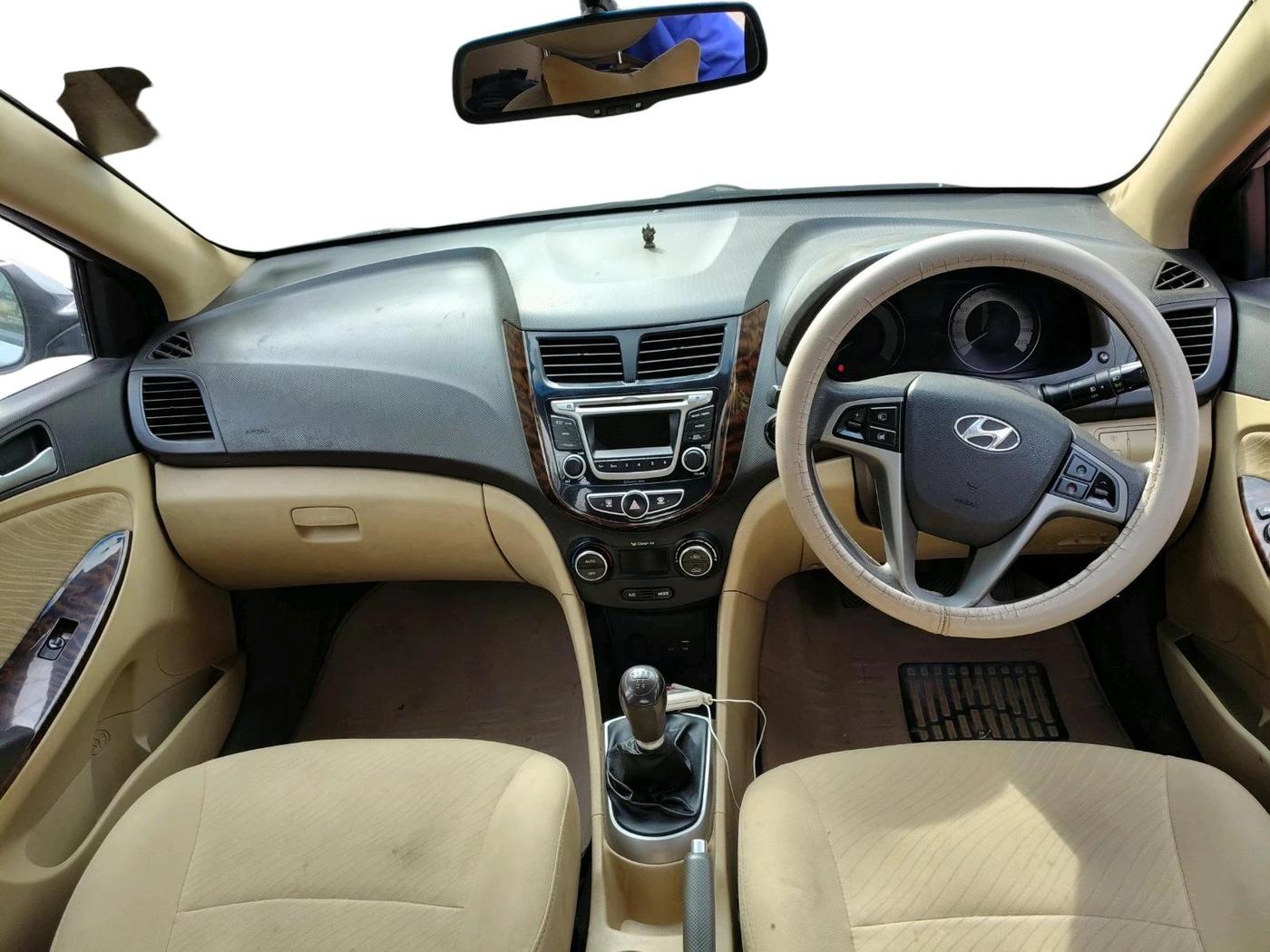 2015 Hyundai Verna 1.6 VTVT SX, Petrol, Manual, 73,789 km, interior