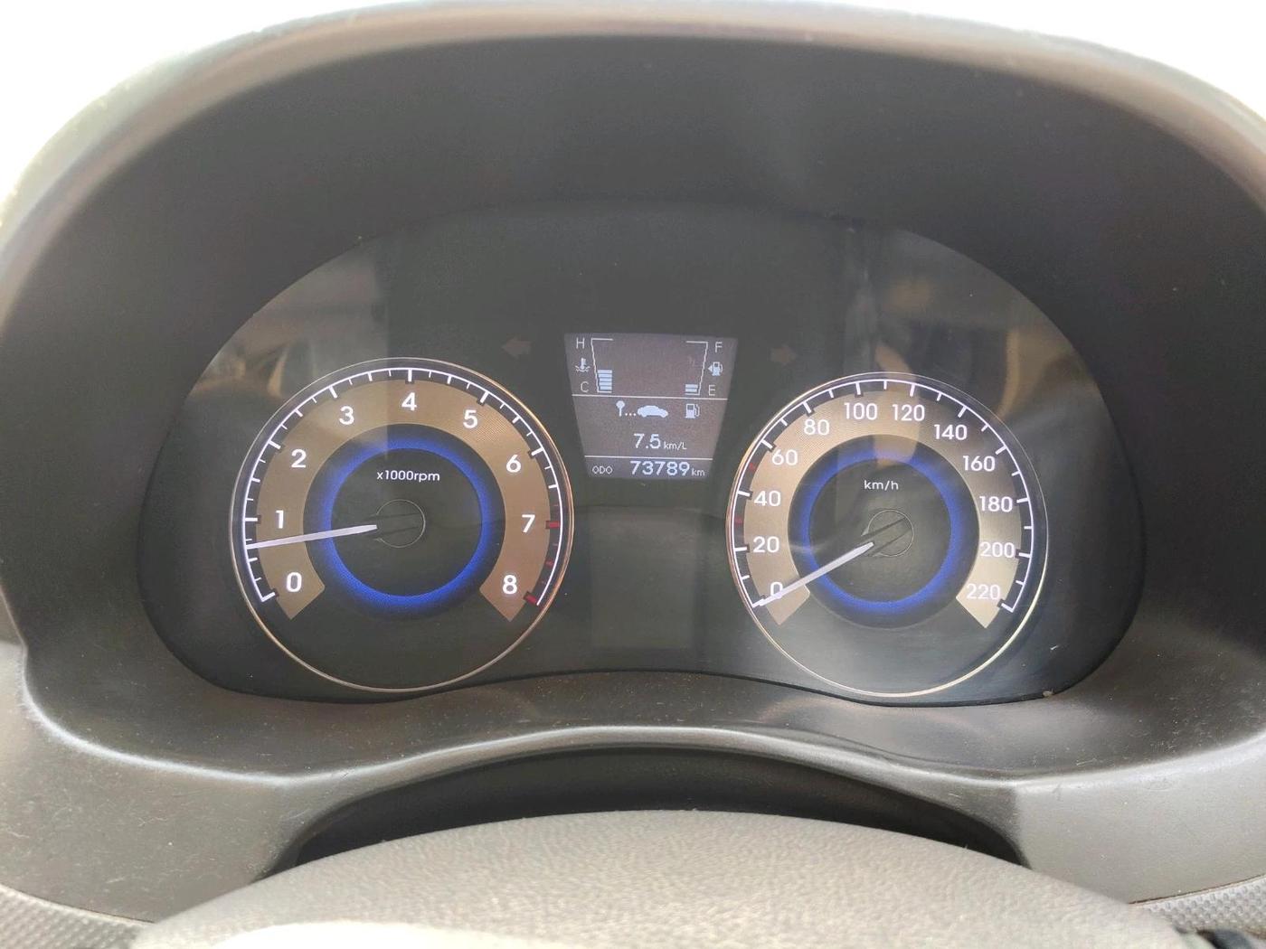 2015 Hyundai Verna 1.6 VTVT SX, Petrol, Manual, 73,789 km, interior