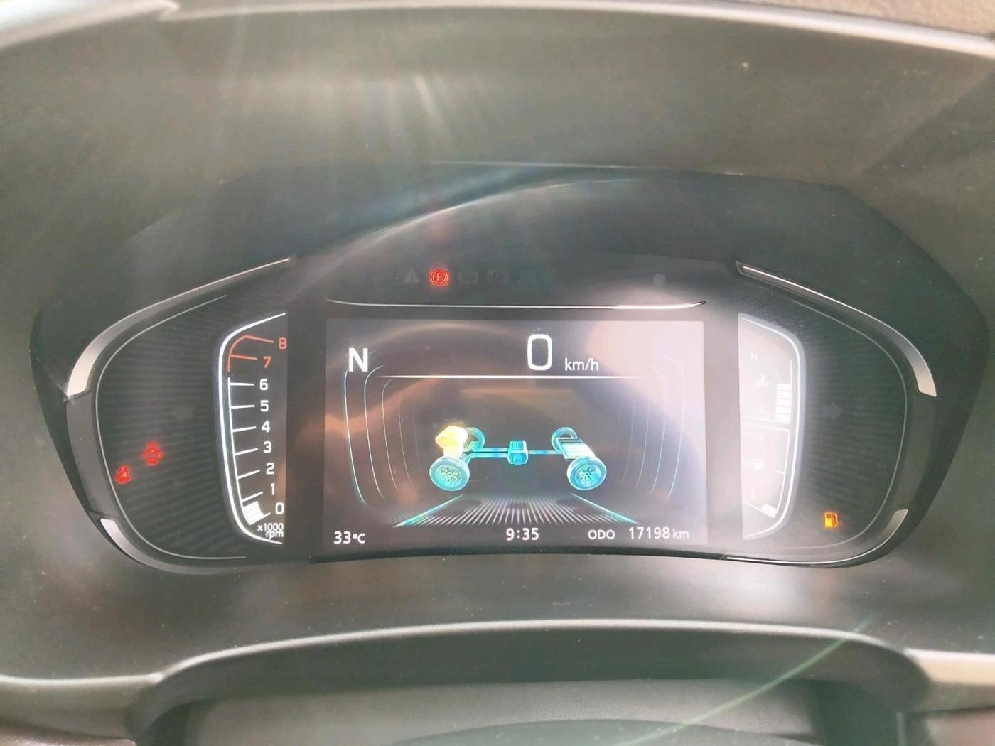 2025 Maruti Grand Vitara ALPHA SMART HYBRID AT, Petrol, Automatic, 17,198 km, interior