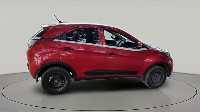 2018 Tata NEXON XM PETROL, Petrol, Manual, 70,390 km, exterior