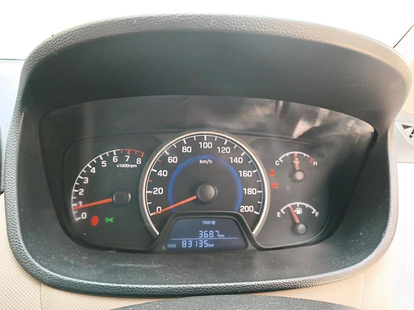 2019 Hyundai Grand i10 MAGNA 1.2 KAPPA VTVT, Petrol, Manual, 83,135 km, interior