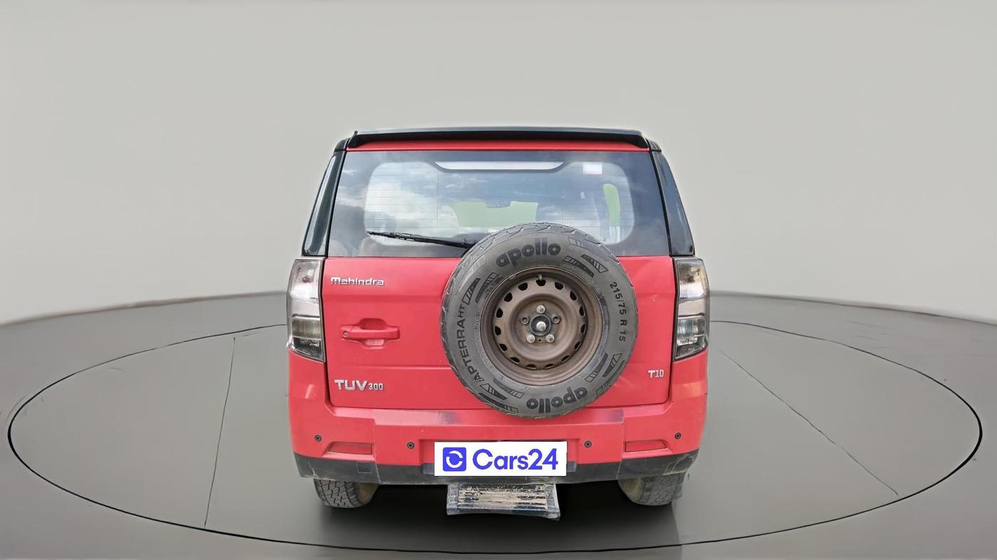 2020 Mahindra TUV300 T10 DUAL TONE, Diesel, Manual, 2,62,267 km, exterior
