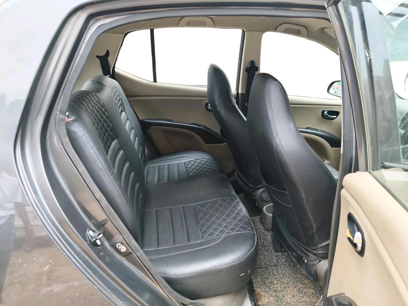 2012 Hyundai i10 MAGNA 1.1, Petrol, Manual, 1,24,234 km, interior