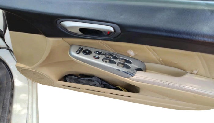 2010 Honda Civic 1.8L I-VTEC V MT, CNG, Manual, 1,01,542 km, interior