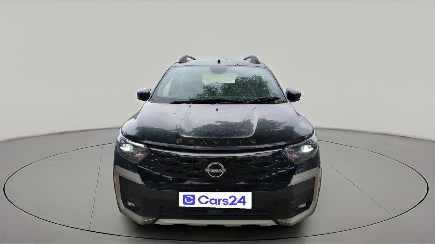 2026 Nissan Gravite Tekna Petrol 1.0L AMT, Petrol, Automatic, 17,915 km, exterior