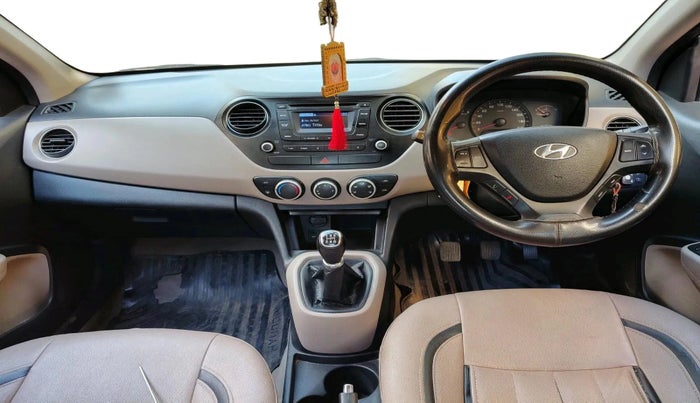 2015 Hyundai Xcent S 1.2, CNG, Manual, 2,69,565 km, interior