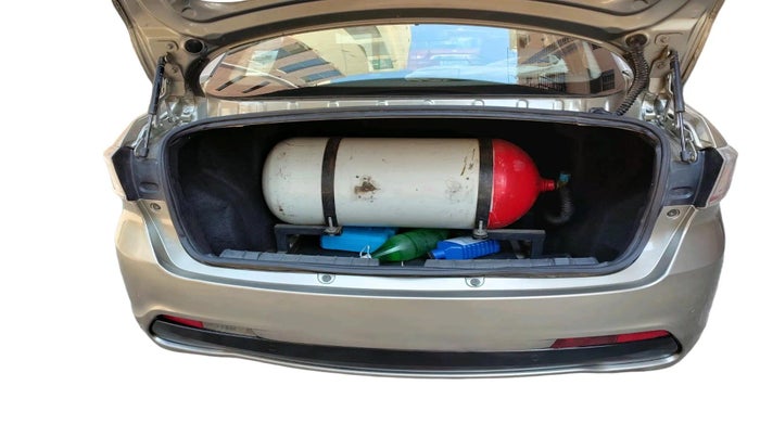 2018 Tata TIGOR XZ PLUS PETROL, CNG, Manual, 56,614 km, exterior