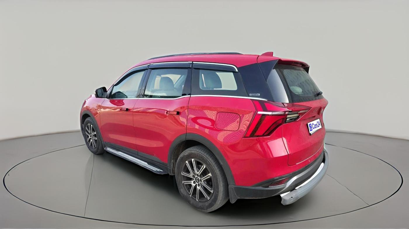 2022 Mahindra XUV700 AX 7 LUXURY D AT 7 STR, Diesel, Automatic, 1,57,743 km, exterior