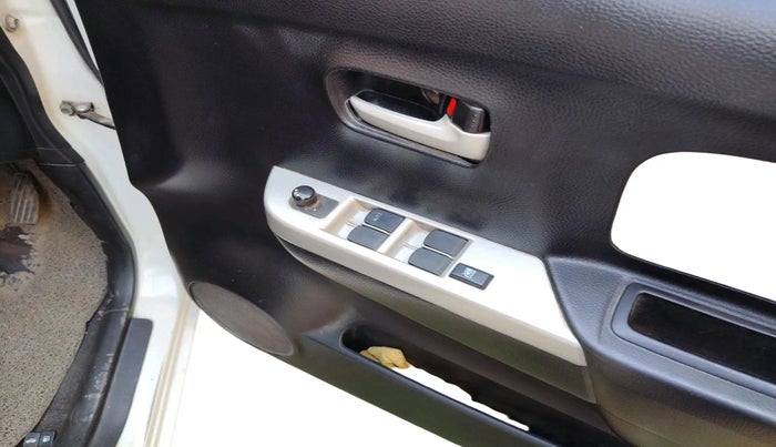 2013 Maruti Wagon R 1.0 VXI, CNG, Manual, 1,75,297 km, interior