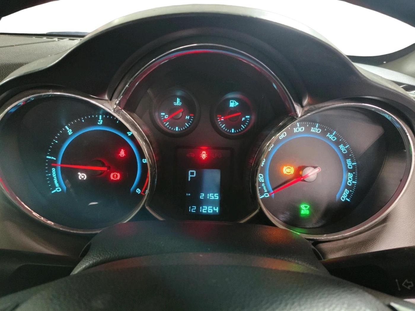 2016 Chevrolet Cruze LTZ AT, Diesel, Automatic, 1,21,264 km, interior