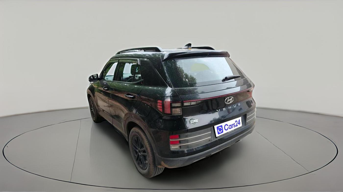 2023 Hyundai VENUE SX(O) 1.0 Turbo DCT Knight Edition, Petrol, Automatic, 28,917 km, exterior