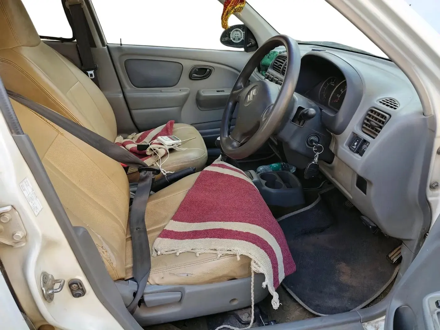 2011 Maruti Alto K10 VXI, CNG, Manual, 1,52,073 km, interior