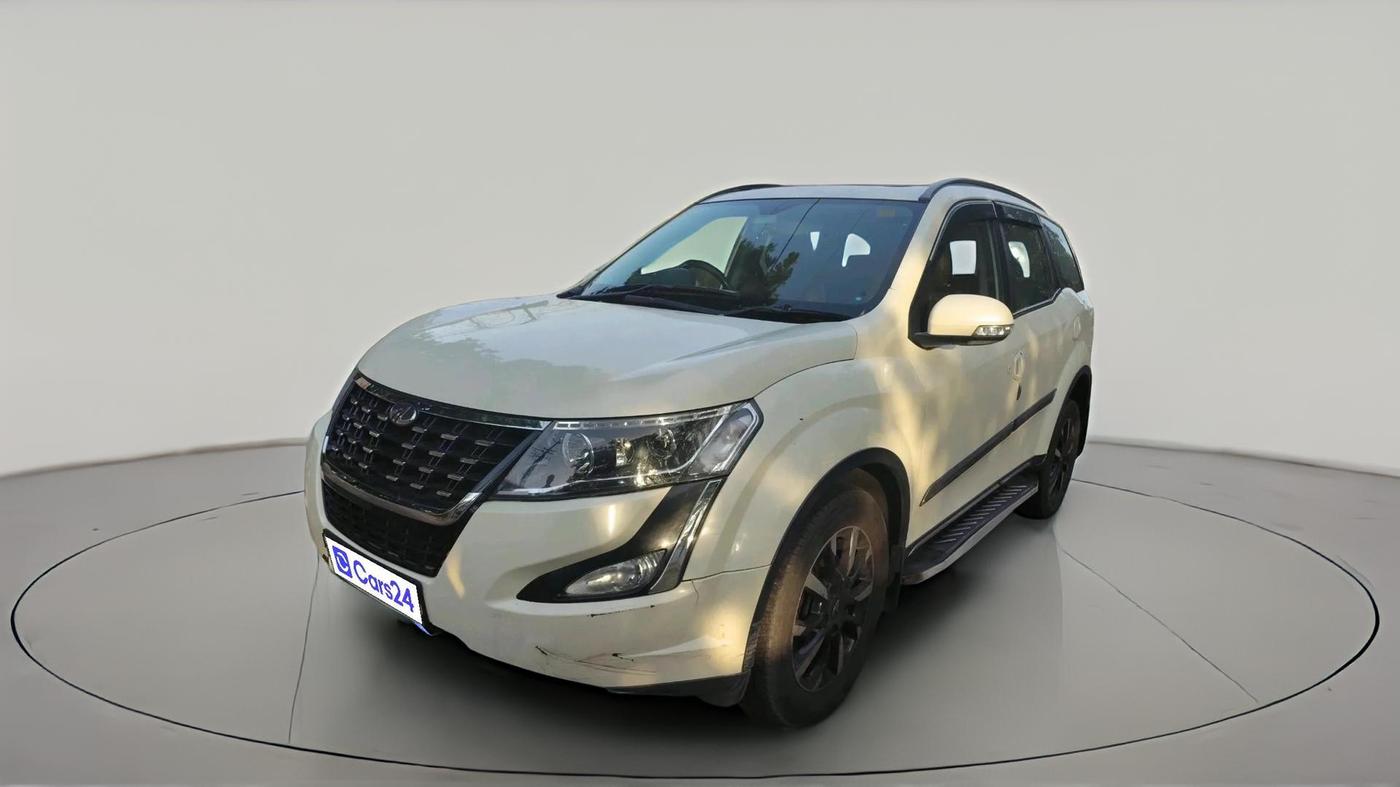 2021 Mahindra XUV500 W11 AT, Diesel, Automatic, 1,27,676 km, exterior