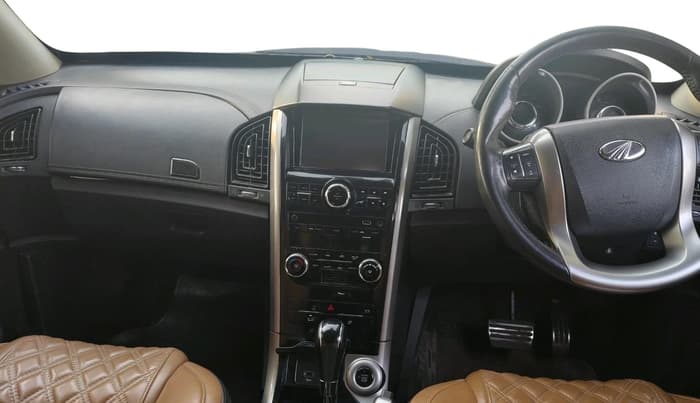 2021 Mahindra XUV500 W11 AT, Diesel, Automatic, 1,27,676 km, interior