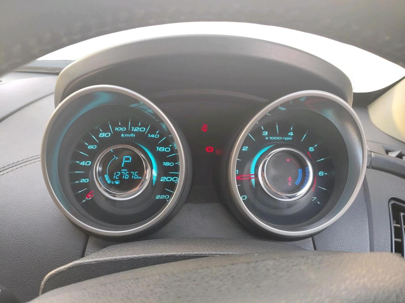 2021 Mahindra XUV500 W11 AT, Diesel, Automatic, 1,27,676 km, interior