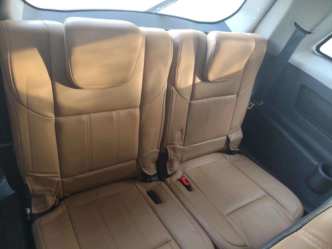 2021 Mahindra XUV500 W11 AT, Diesel, Automatic, 1,27,676 km, interior