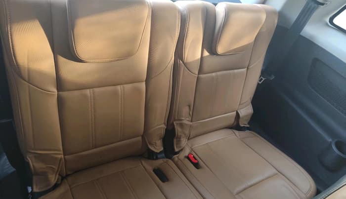 2021 Mahindra XUV500 W11 AT, Diesel, Automatic, 1,27,676 km, interior