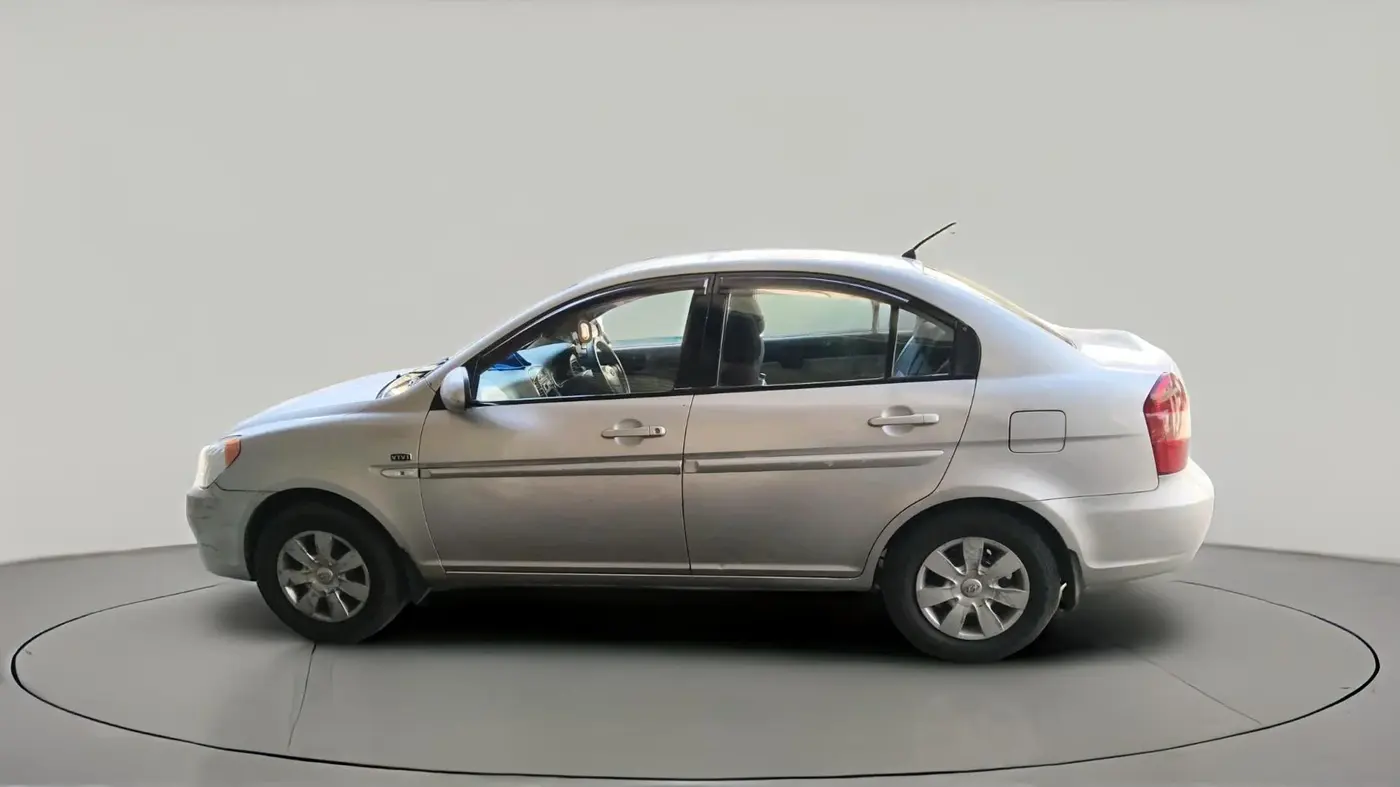 2006 Hyundai Verna 1.6 VTVT, Petrol, Manual, 1,69,269 km, exterior