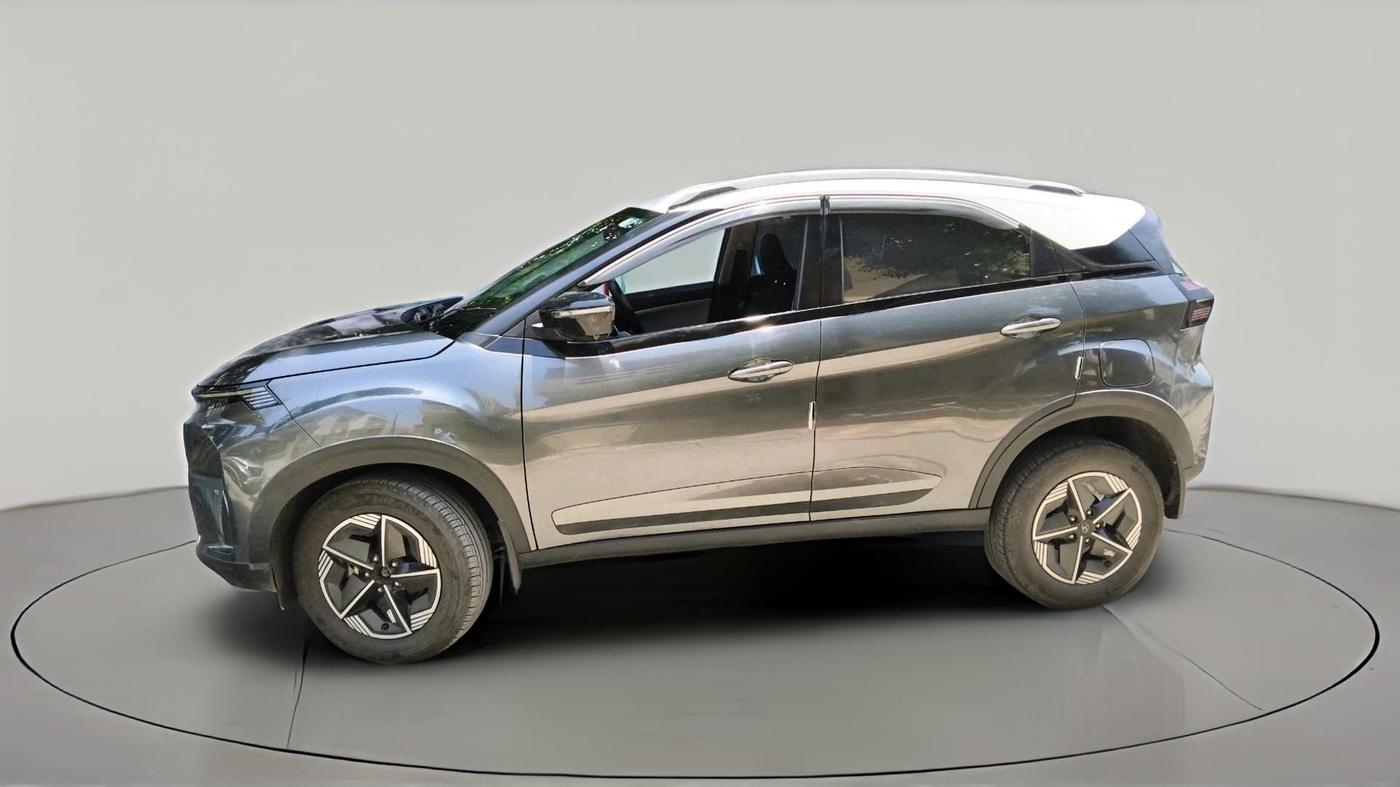 2023 Tata NEXON CREATIVE + AMT 1.5 DIESEL, Diesel, Automatic, 48,900 km, exterior