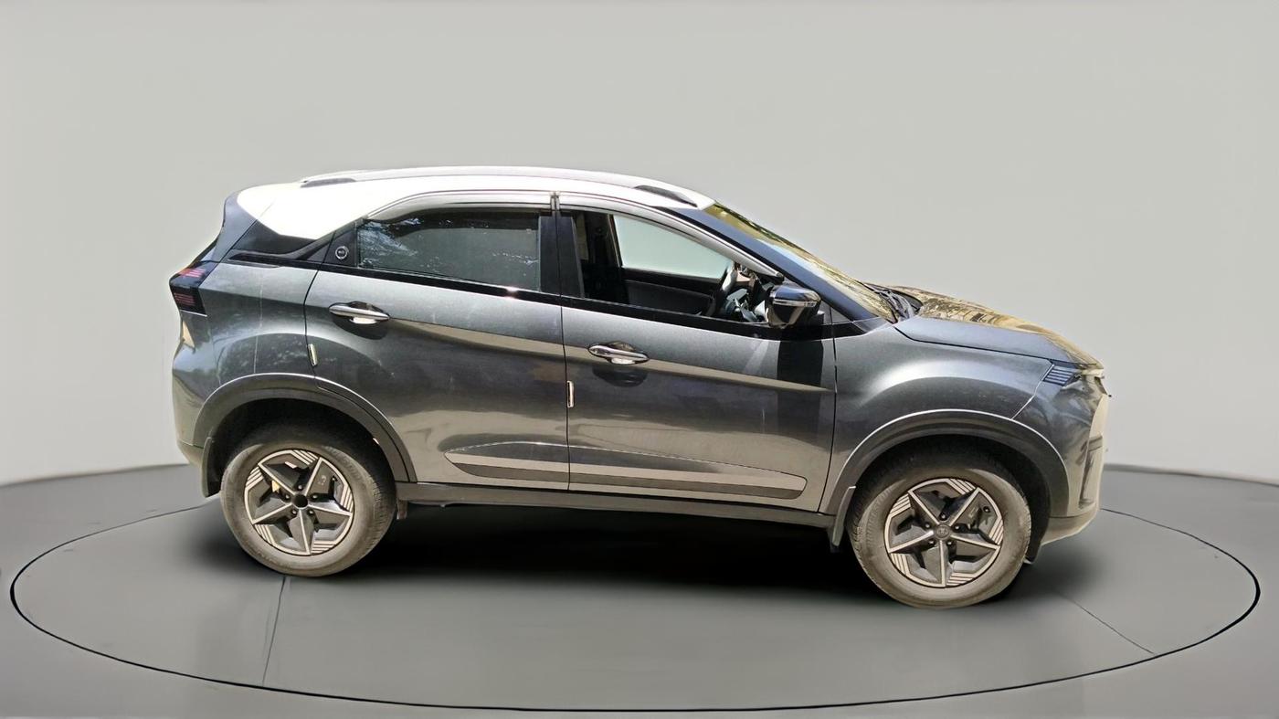 2023 Tata NEXON CREATIVE + AMT 1.5 DIESEL, Diesel, Automatic, 48,900 km, exterior