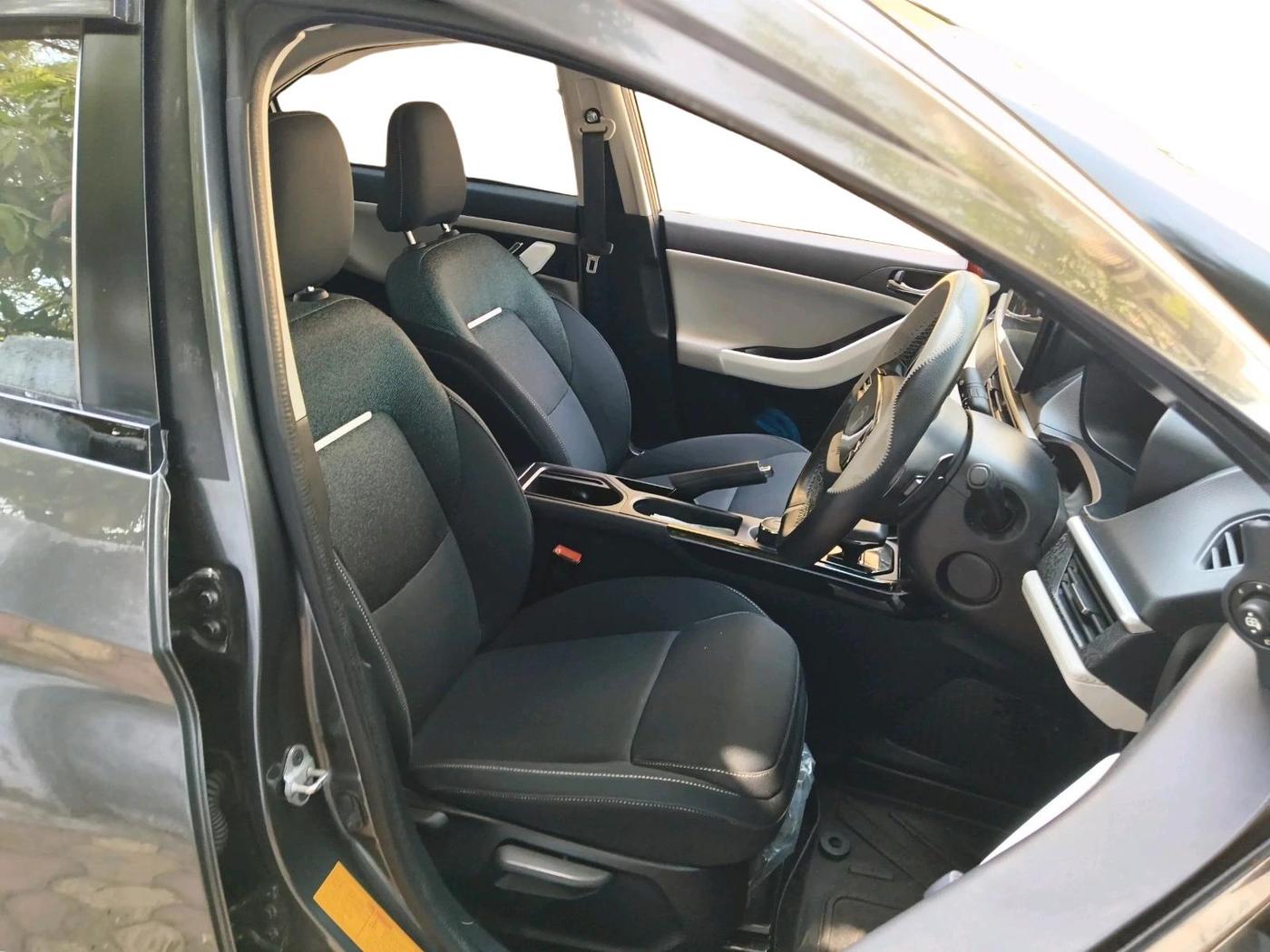2023 Tata NEXON CREATIVE + AMT 1.5 DIESEL, Diesel, Automatic, 48,900 km, interior