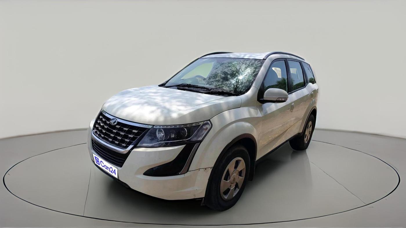 2021 Mahindra XUV500 W7, Diesel, Manual, 84,072 km, exterior